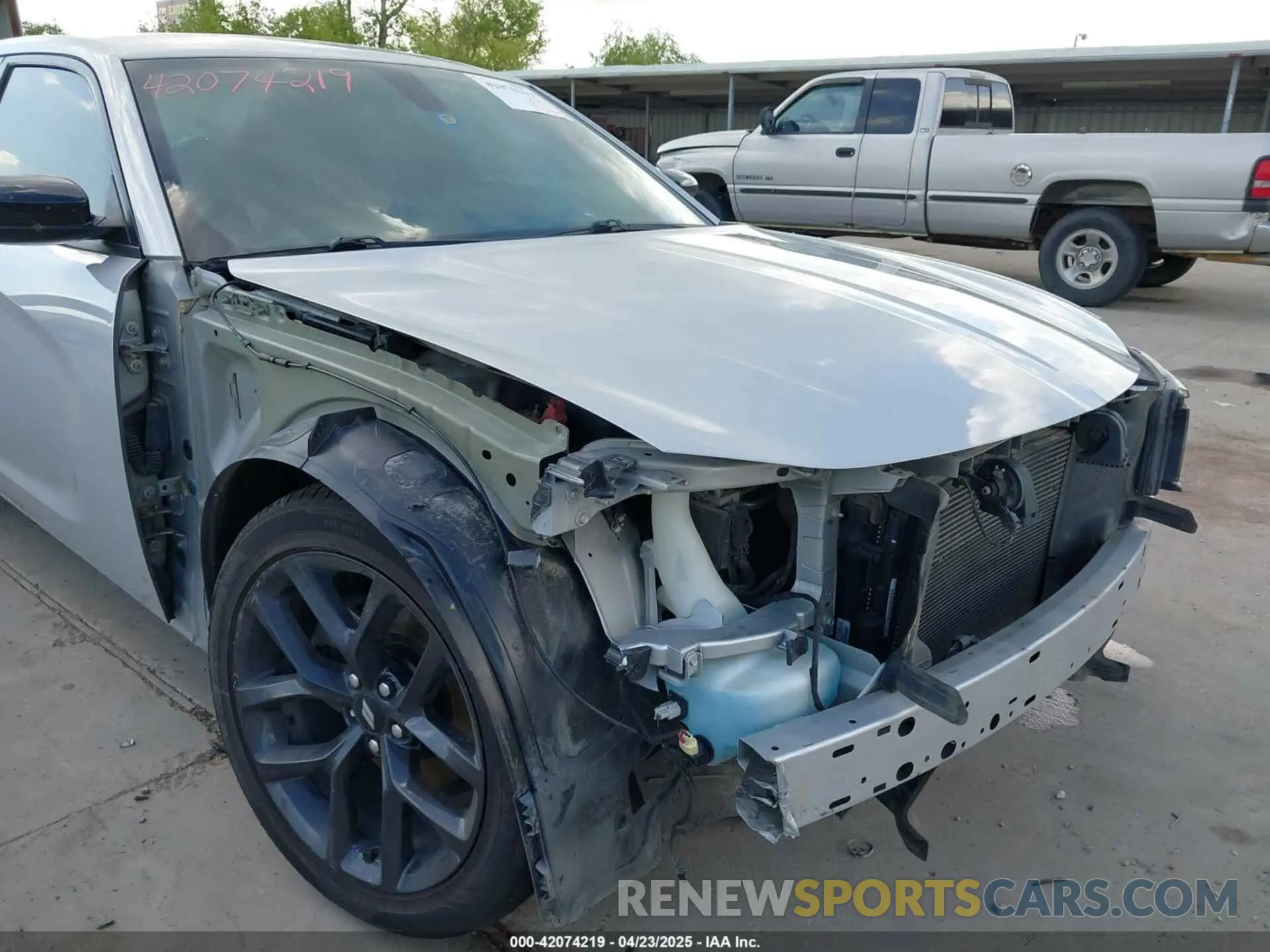 6 fotografías del automóvil dañado 2C3CDXBG1KH615387 DODGE CHARGER 2019