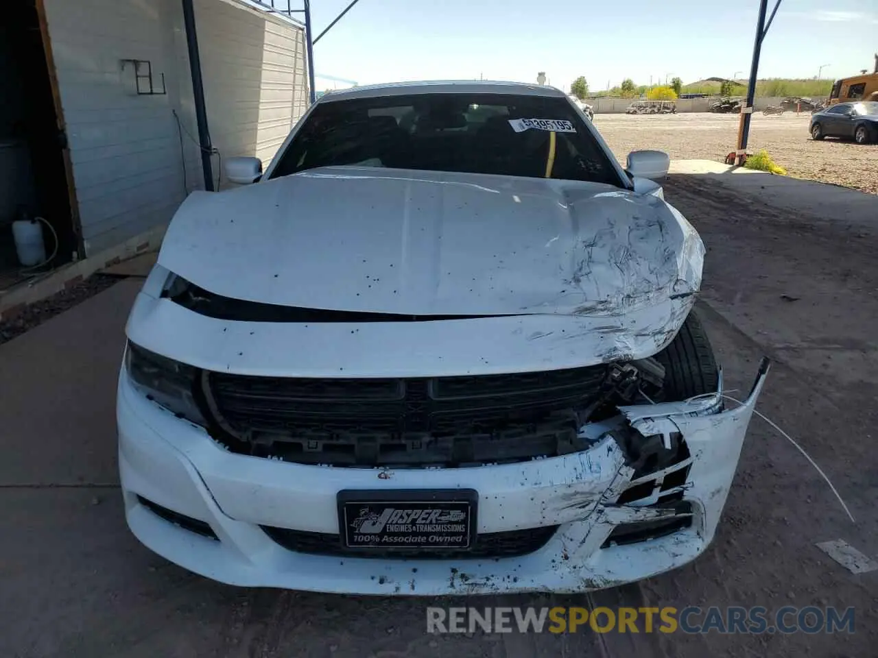 5 fotografías del automóvil dañado 2C3CDXBG1KH617625 DODGE CHARGER 2019