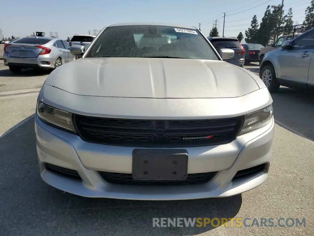5 fotografías del automóvil dañado 2C3CDXBG1KH668316 DODGE CHARGER 2019