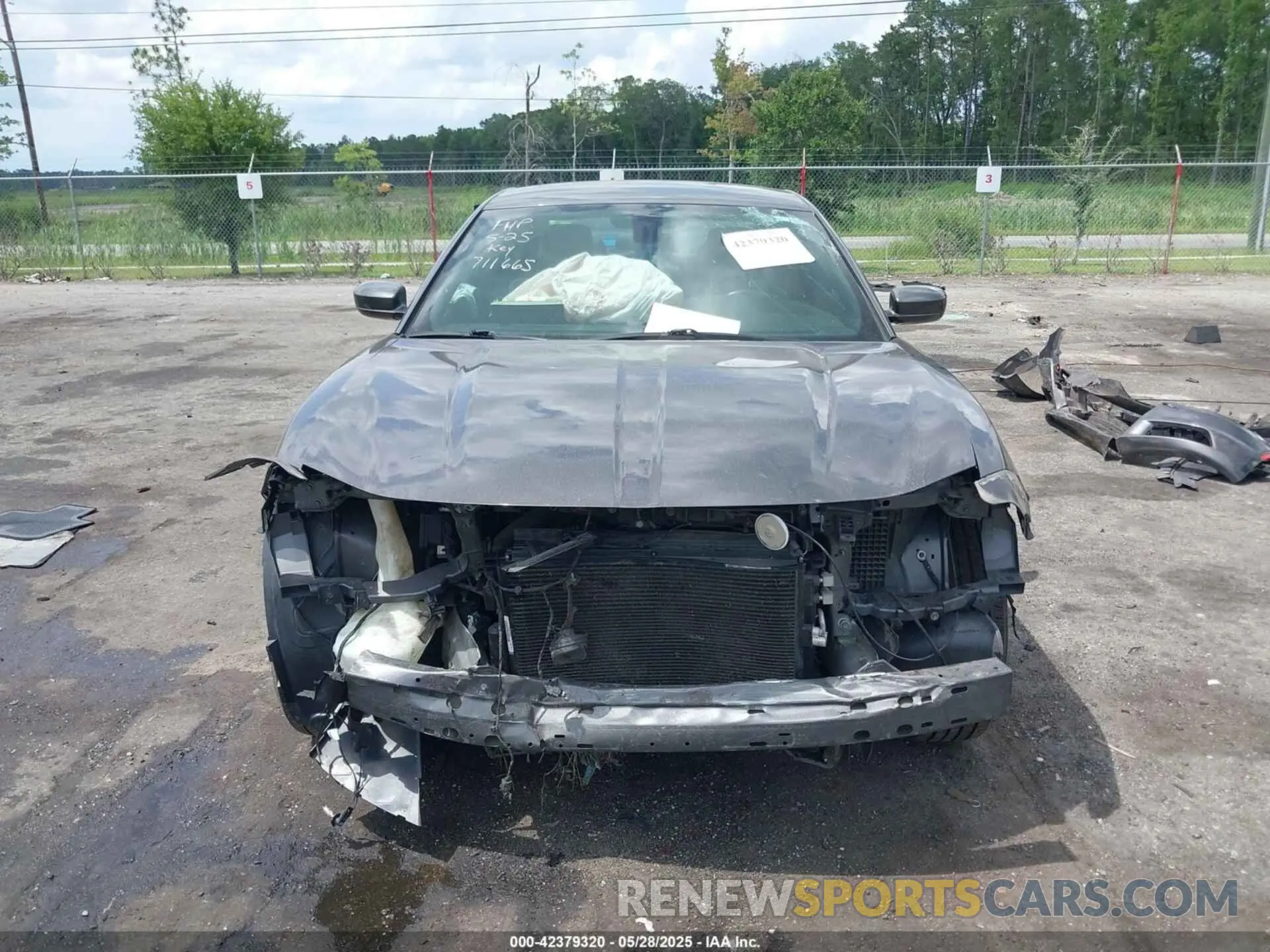 12 fotografías del automóvil dañado 2C3CDXBG1KH711665 DODGE CHARGER 2019