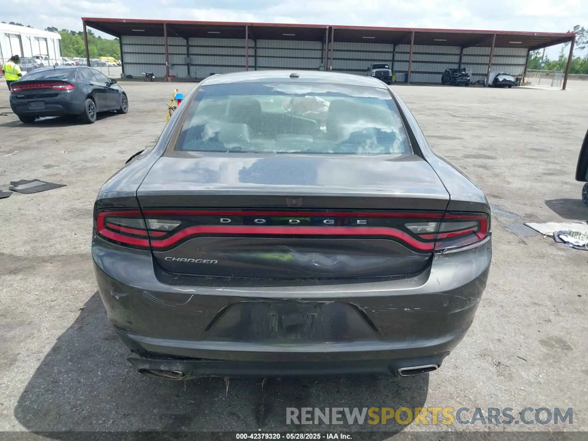 16 fotografías del automóvil dañado 2C3CDXBG1KH711665 DODGE CHARGER 2019