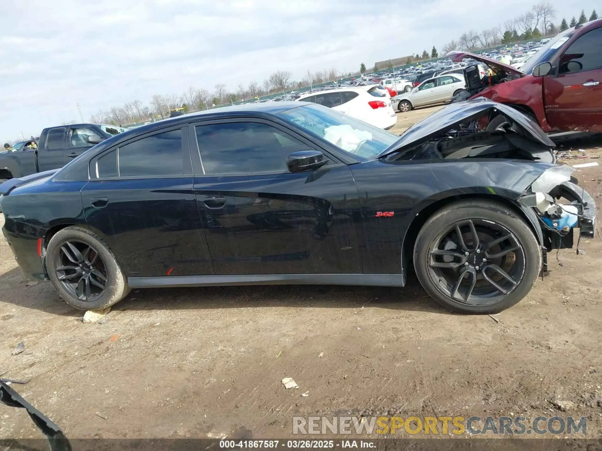 13 fotografías del automóvil dañado 2C3CDXBG1KH752832 DODGE CHARGER 2019