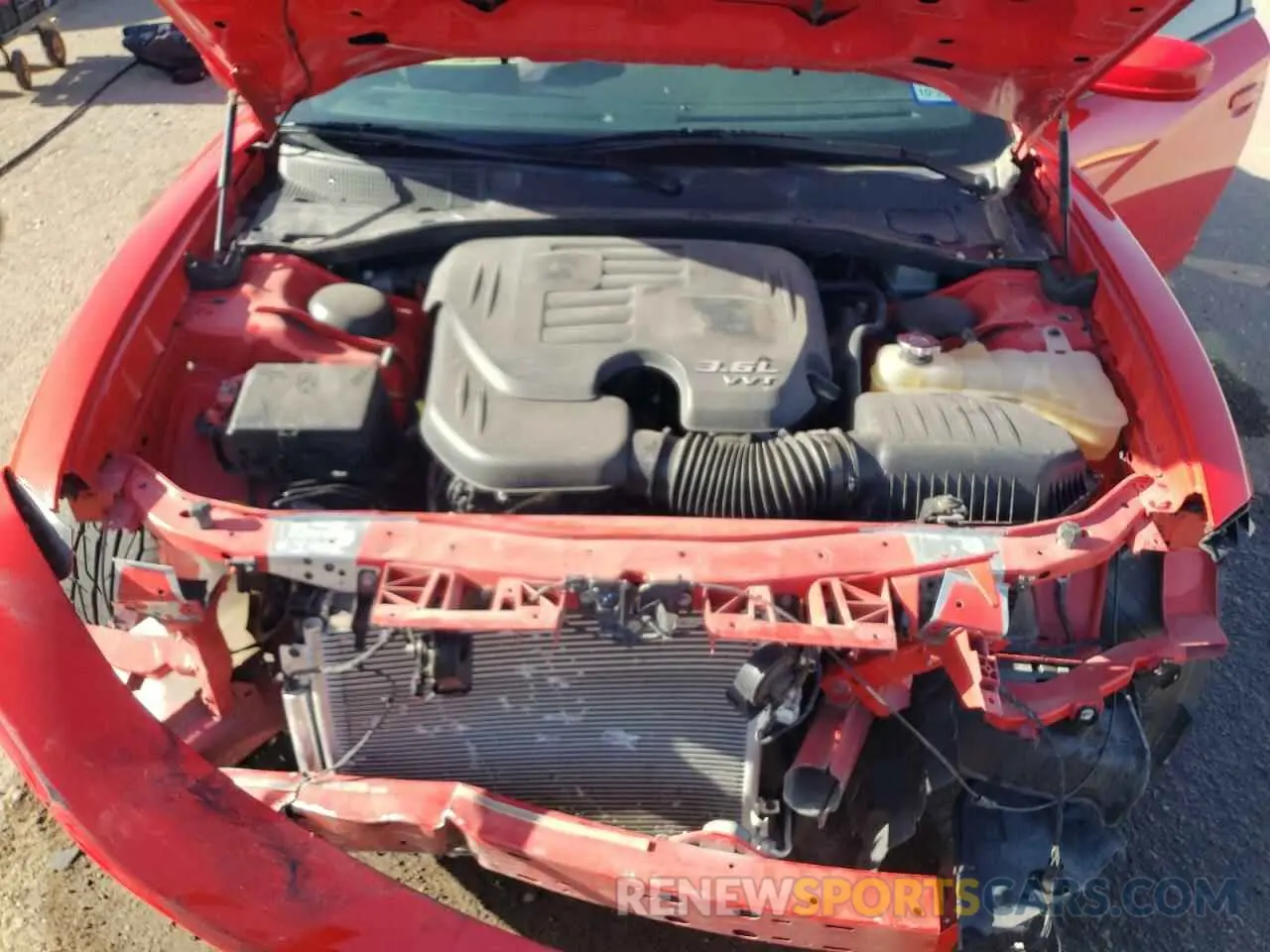 11 fotografías del automóvil dañado 2C3CDXBG2KH615575 DODGE CHARGER 2019