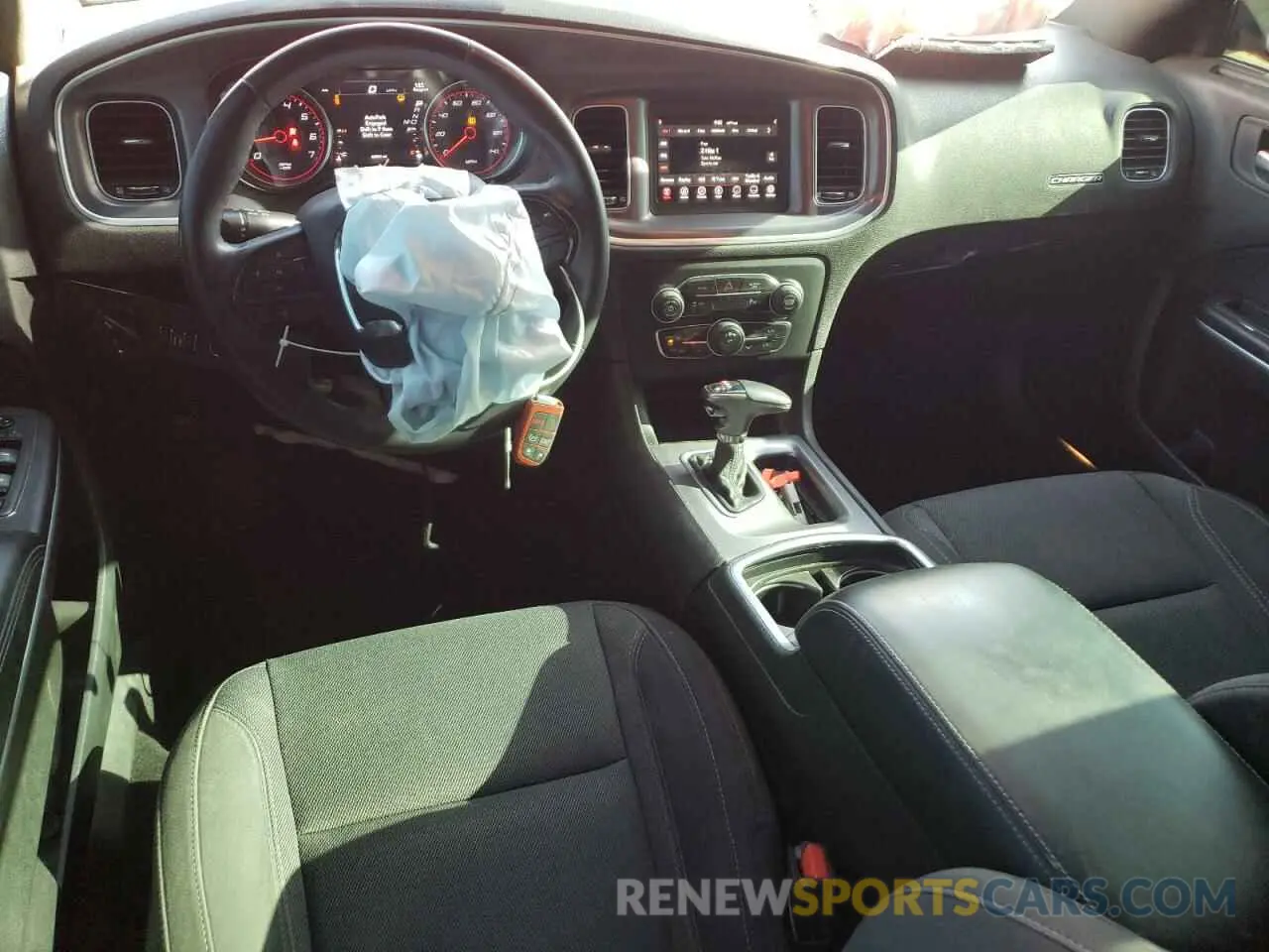 8 fotografías del automóvil dañado 2C3CDXBG2KH615575 DODGE CHARGER 2019