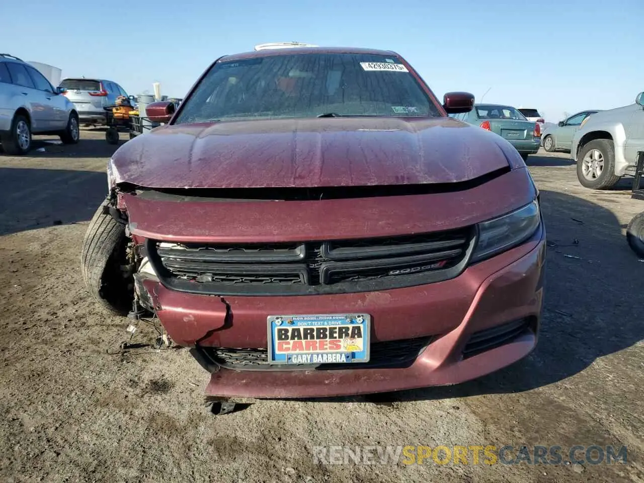 5 fotografías del automóvil dañado 2C3CDXBG2KH657762 DODGE CHARGER 2019