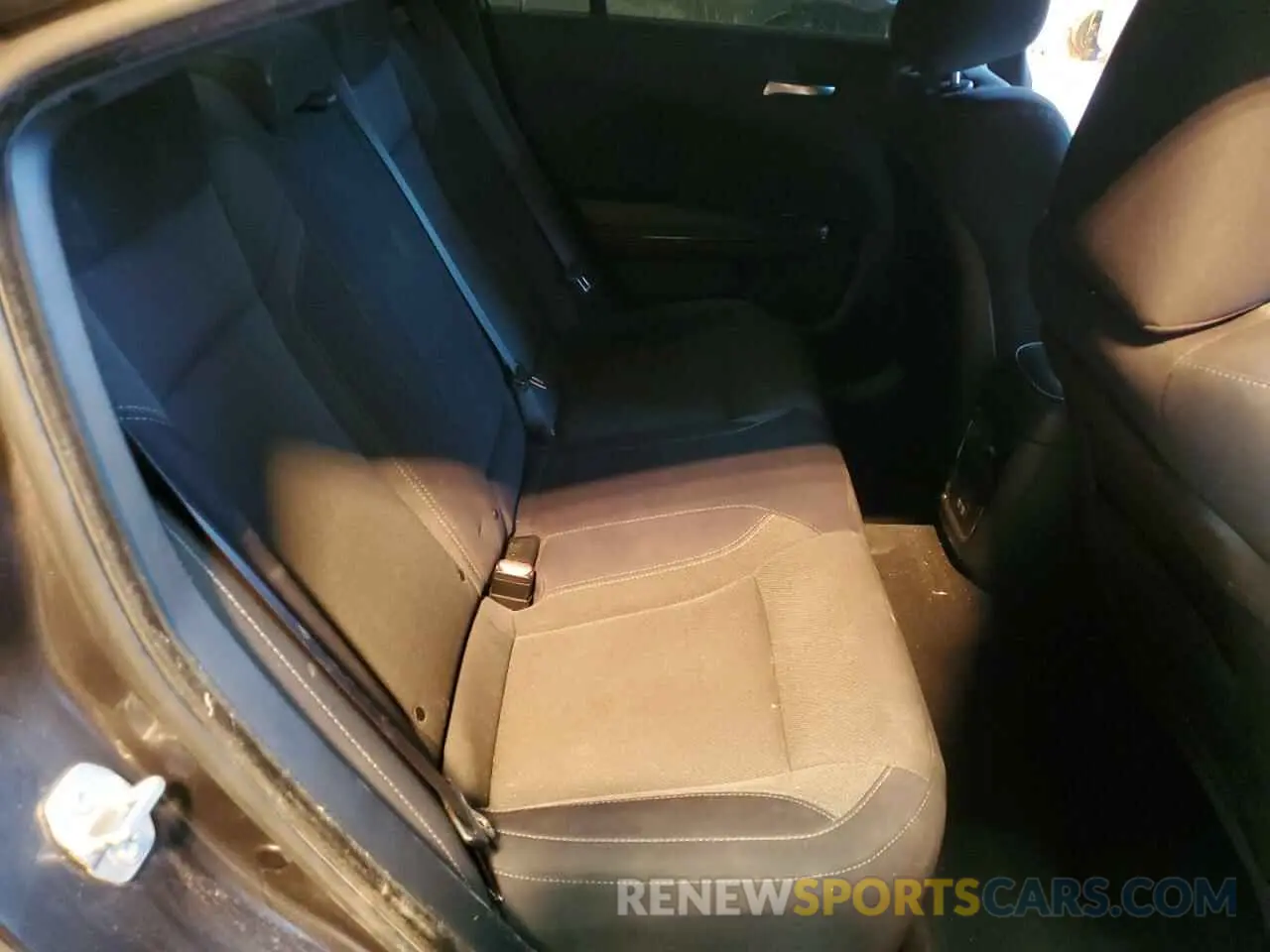 10 fotografías del automóvil dañado 2C3CDXBG2KH684833 DODGE CHARGER 2019