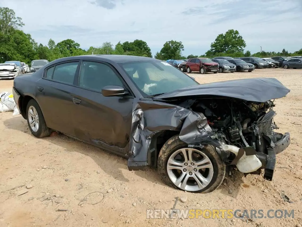 4 fotografías del automóvil dañado 2C3CDXBG3KH653011 DODGE CHARGER 2019