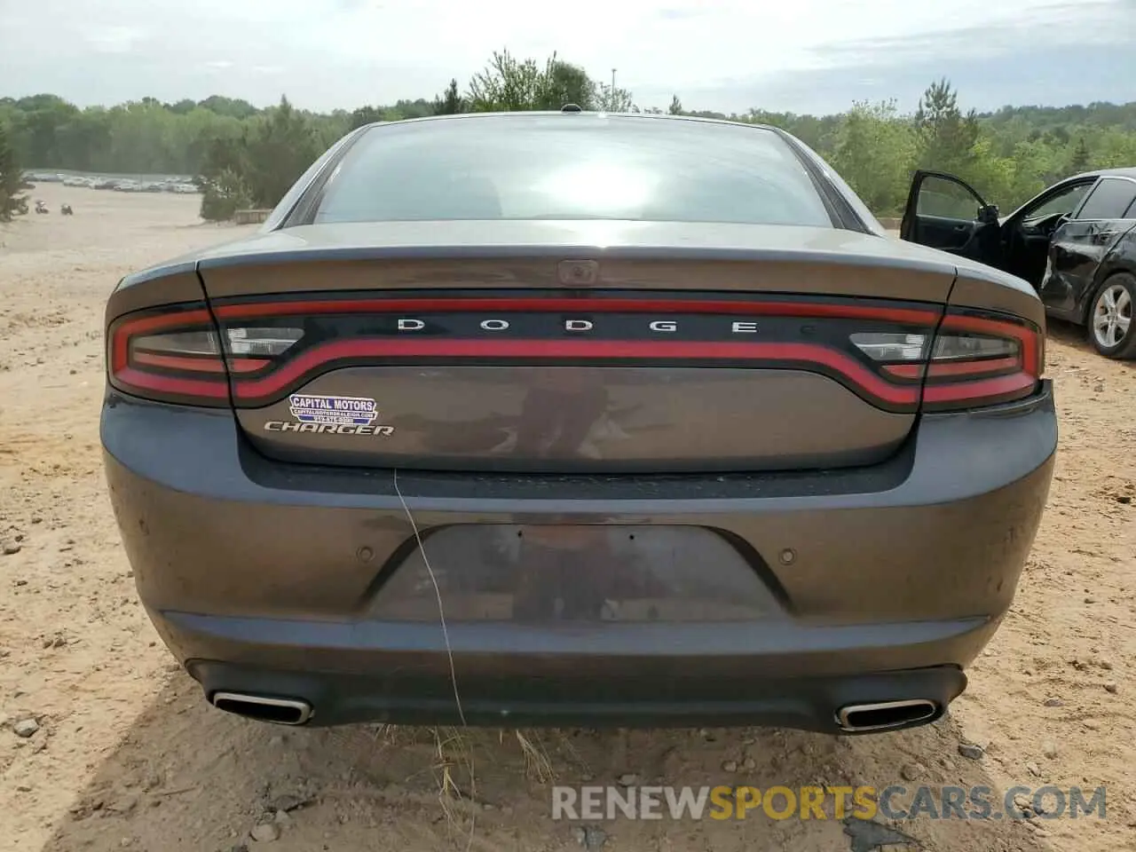 6 fotografías del automóvil dañado 2C3CDXBG3KH653011 DODGE CHARGER 2019