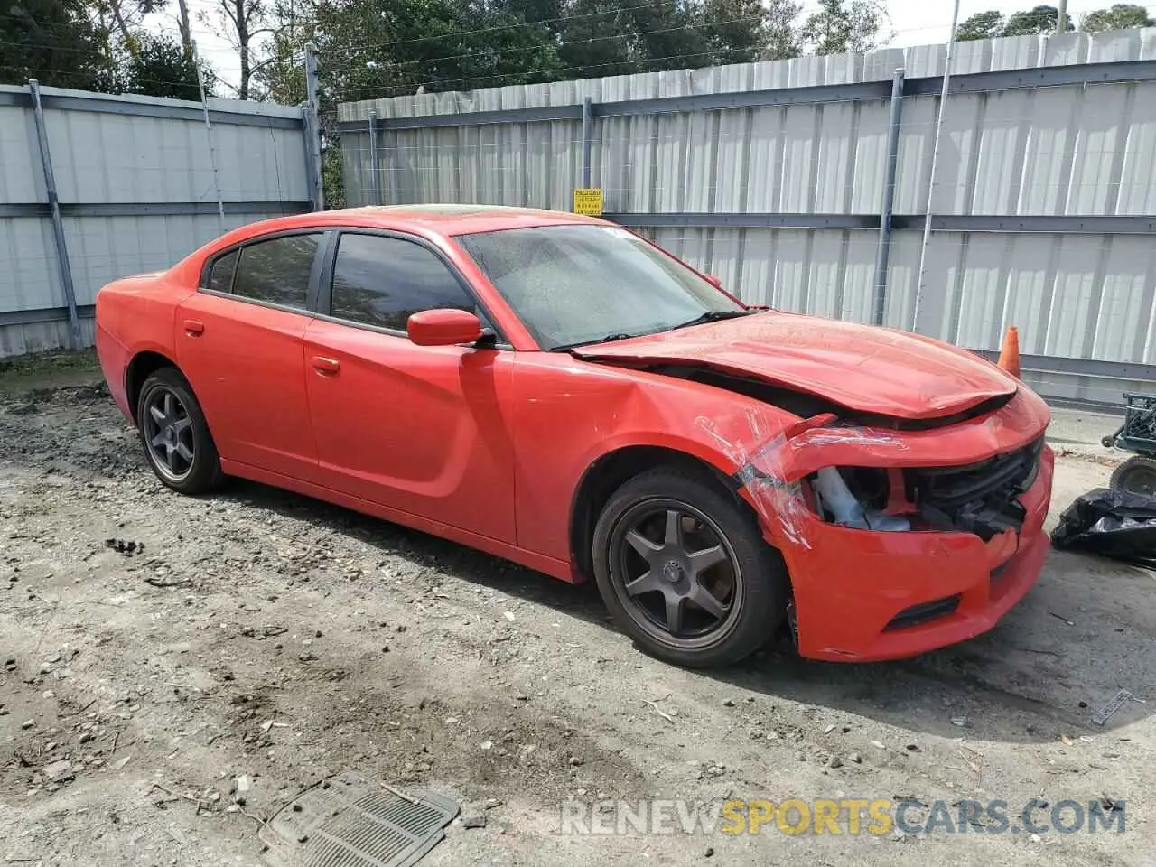 4 fotografías del automóvil dañado 2C3CDXBG3KH688339 DODGE CHARGER 2019