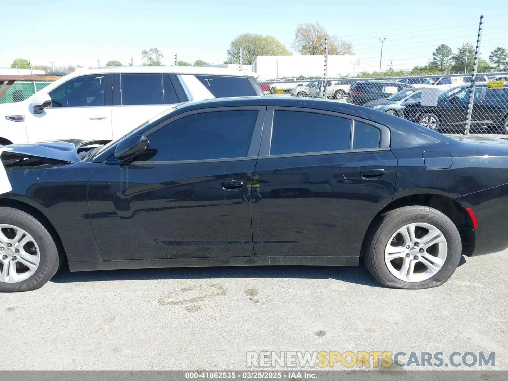 14 fotografías del automóvil dañado 2C3CDXBG3KH695713 DODGE CHARGER 2019