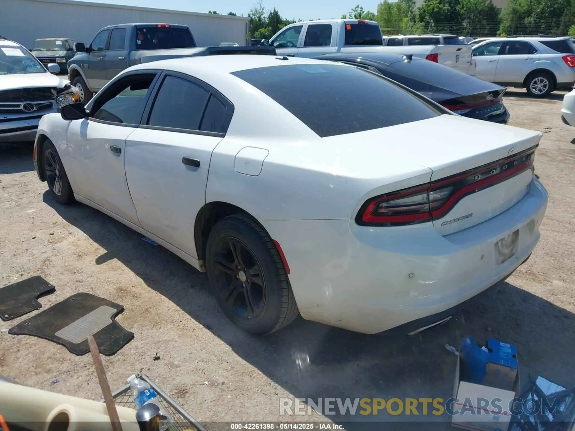 3 fotografías del automóvil dañado 2C3CDXBG3KH709772 DODGE CHARGER 2019