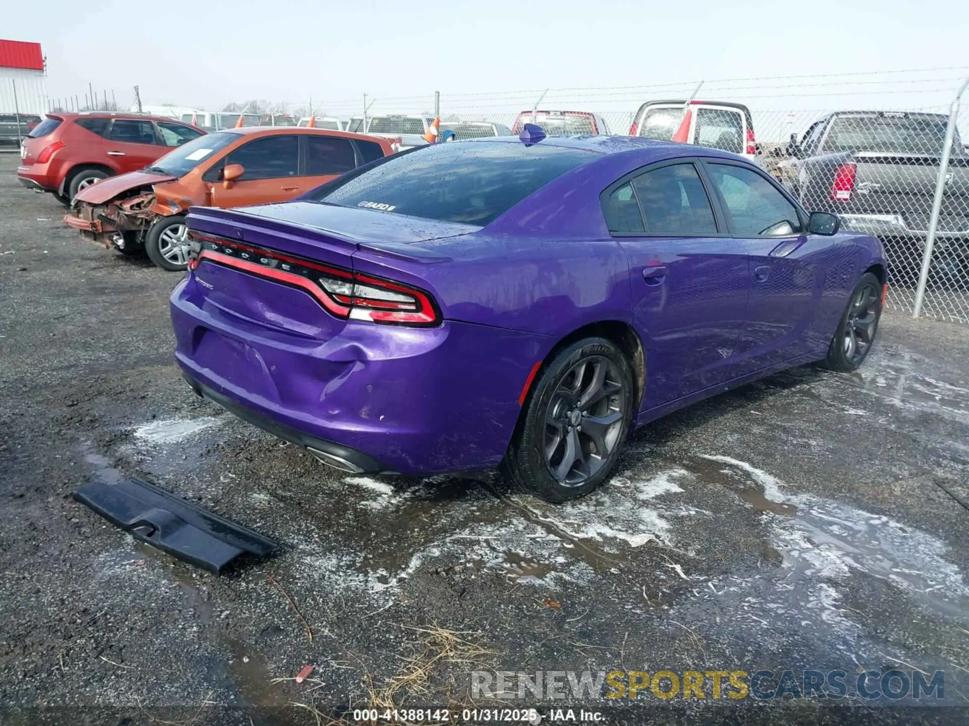 4 fotografías del automóvil dañado 2C3CDXBG3KH732808 DODGE CHARGER 2019