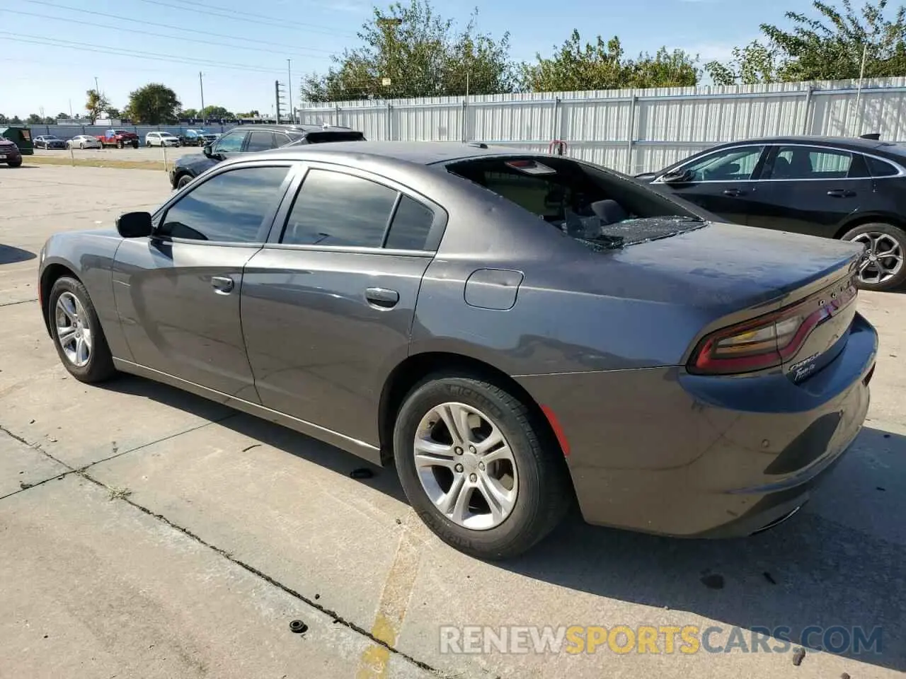 2 fotografías del automóvil dañado 2C3CDXBG4KH507667 DODGE CHARGER 2019