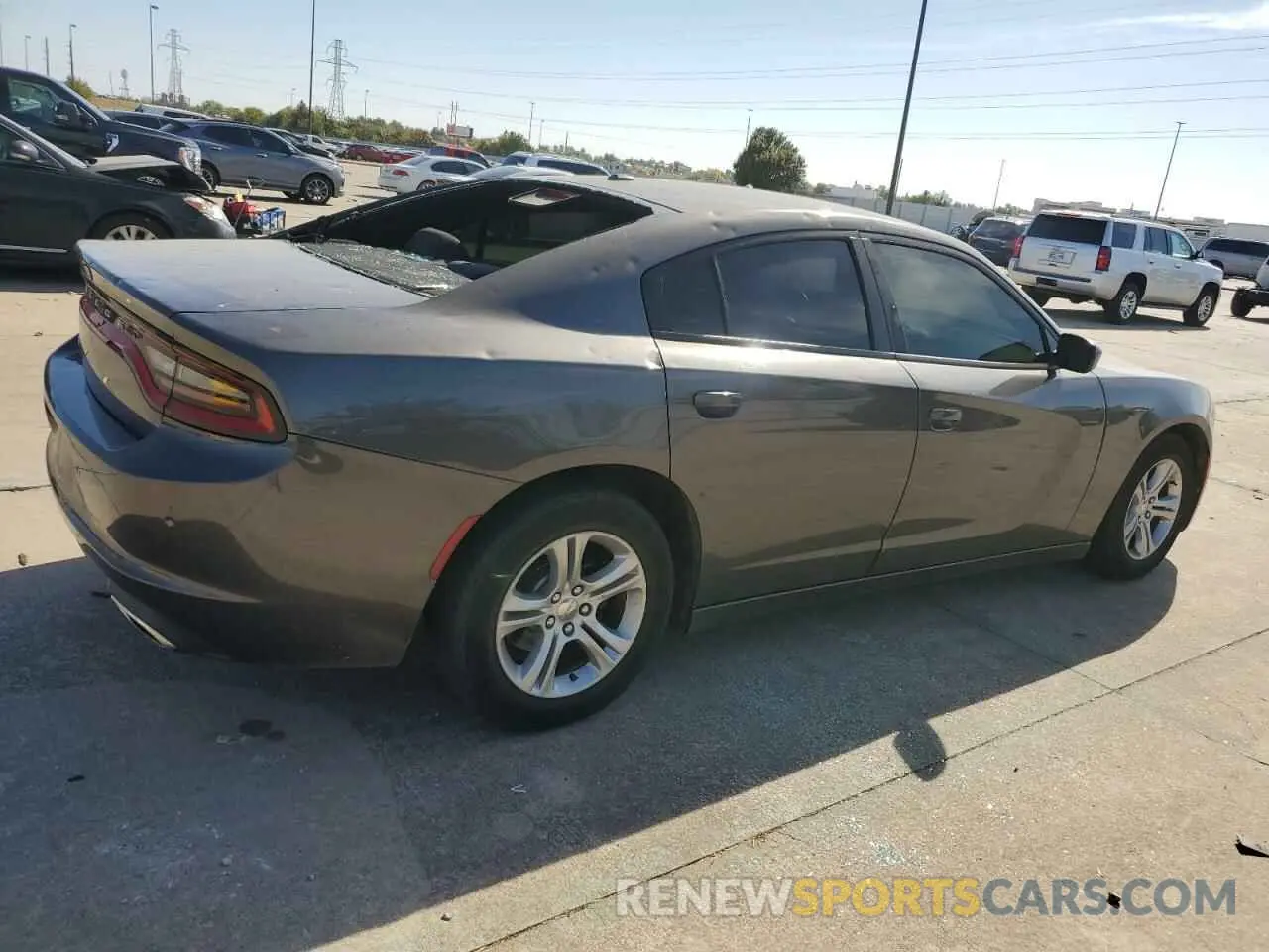 3 fotografías del automóvil dañado 2C3CDXBG4KH507667 DODGE CHARGER 2019