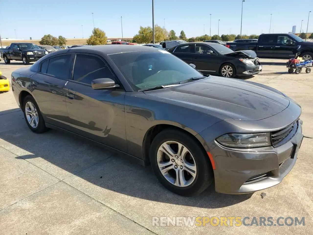4 fotografías del automóvil dañado 2C3CDXBG4KH507667 DODGE CHARGER 2019