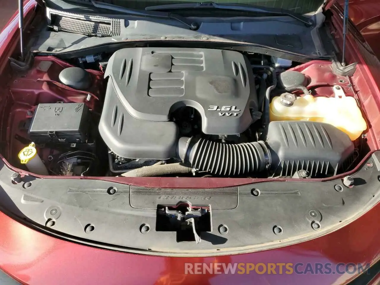 11 fotografías del automóvil dañado 2C3CDXBG4KH650800 DODGE CHARGER 2019
