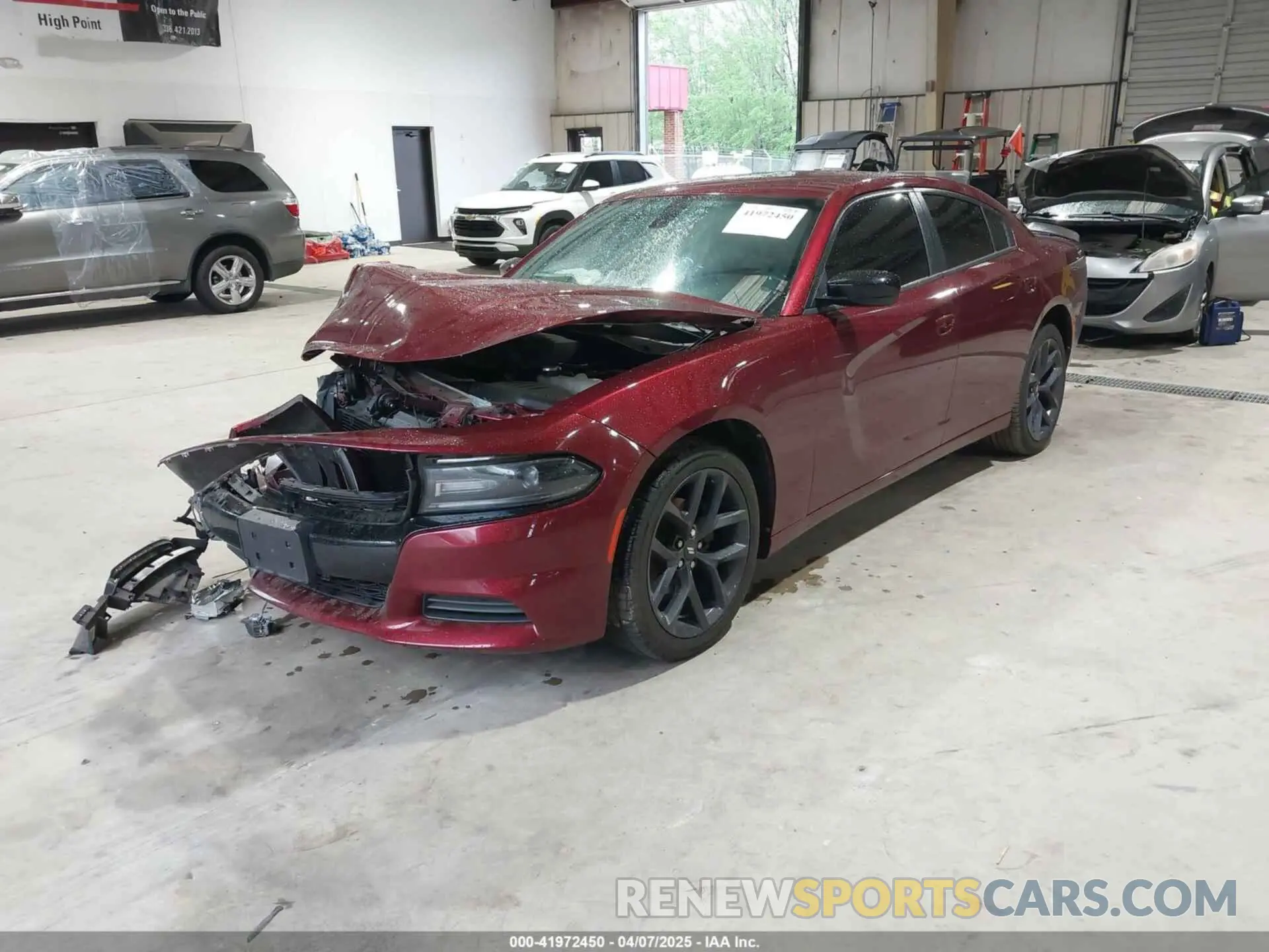 2 fotografías del automóvil dañado 2C3CDXBG4KH660047 DODGE CHARGER 2019