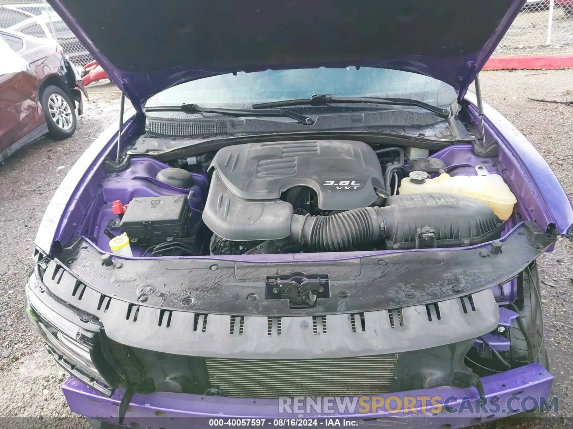 10 fotografías del automóvil dañado 2C3CDXBG4KH723258 DODGE CHARGER 2019
