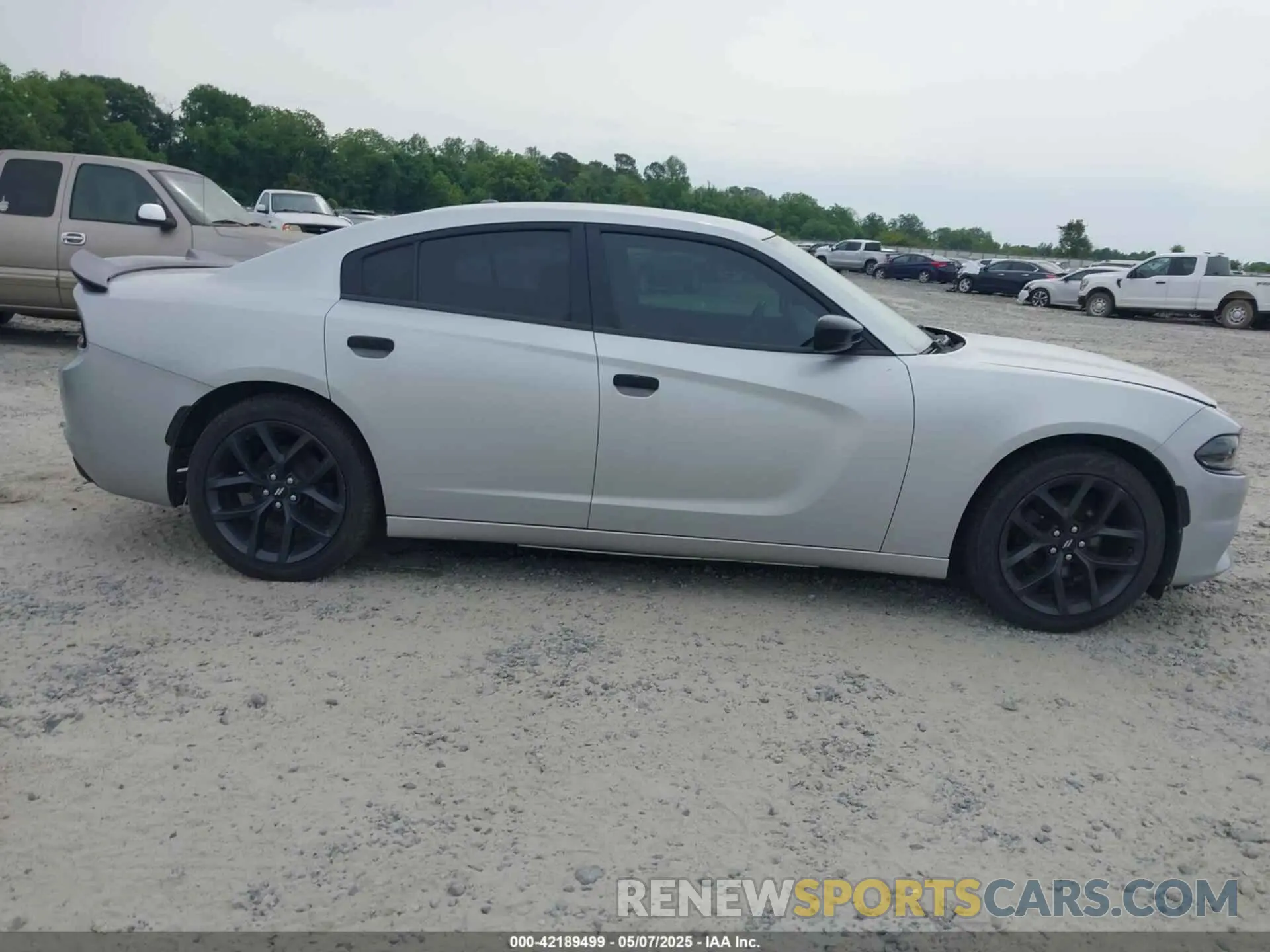 13 fotografías del automóvil dañado 2C3CDXBG5KH580840 DODGE CHARGER 2019