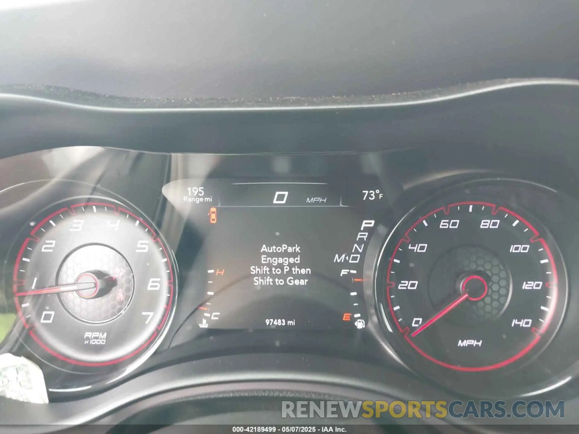 15 fotografías del automóvil dañado 2C3CDXBG5KH580840 DODGE CHARGER 2019