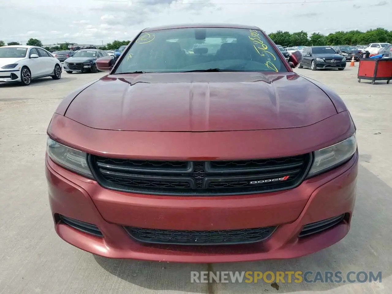 5 fotografías del automóvil dañado 2C3CDXBG5KH588453 DODGE CHARGER 2019