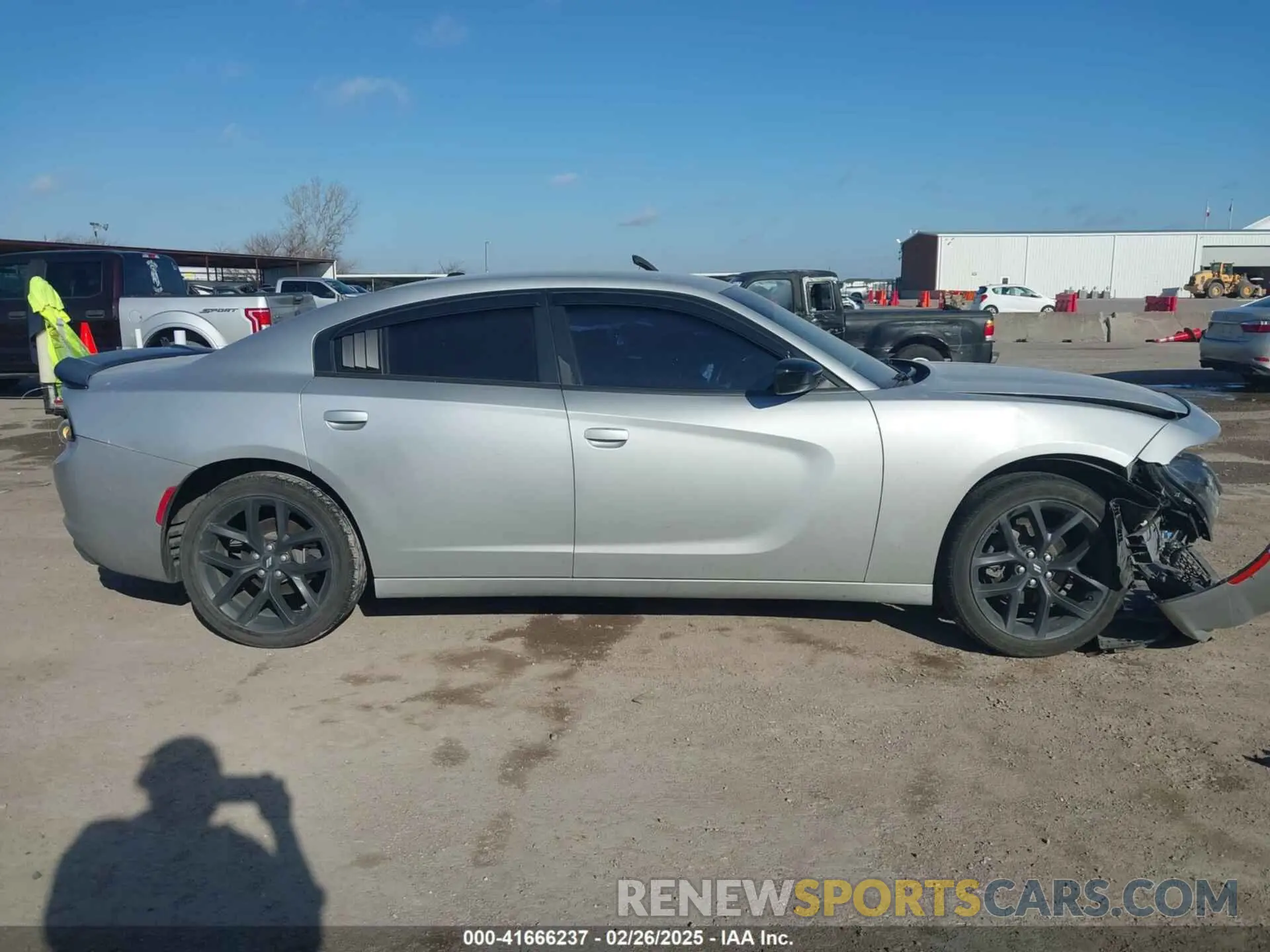12 fotografías del automóvil dañado 2C3CDXBG5KH626442 DODGE CHARGER 2019
