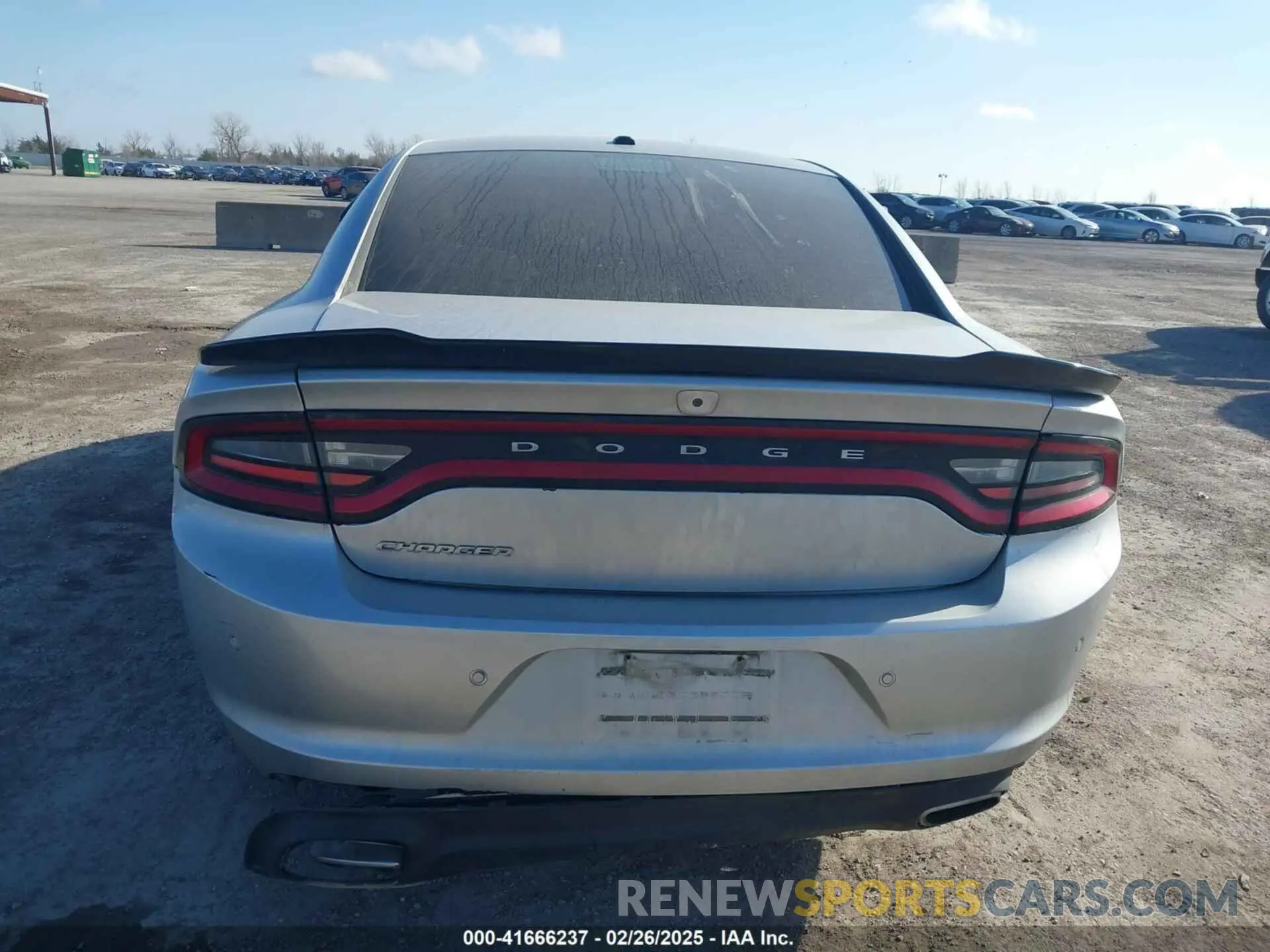 15 fotografías del automóvil dañado 2C3CDXBG5KH626442 DODGE CHARGER 2019