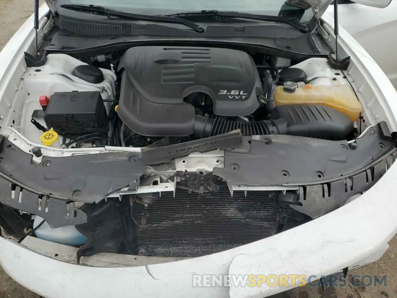 12 fotografías del automóvil dañado 2C3CDXBG5KH664267 DODGE CHARGER 2019