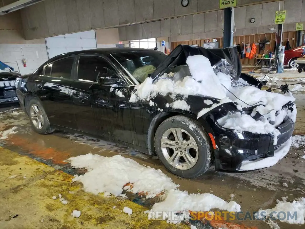 4 fotografías del automóvil dañado 2C3CDXBG5KH695650 DODGE CHARGER 2019