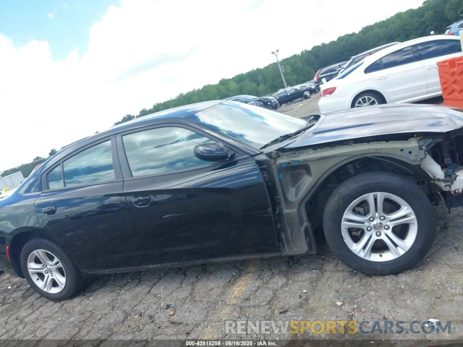 14 fotografías del automóvil dañado 2C3CDXBG6KH650152 DODGE CHARGER 2019