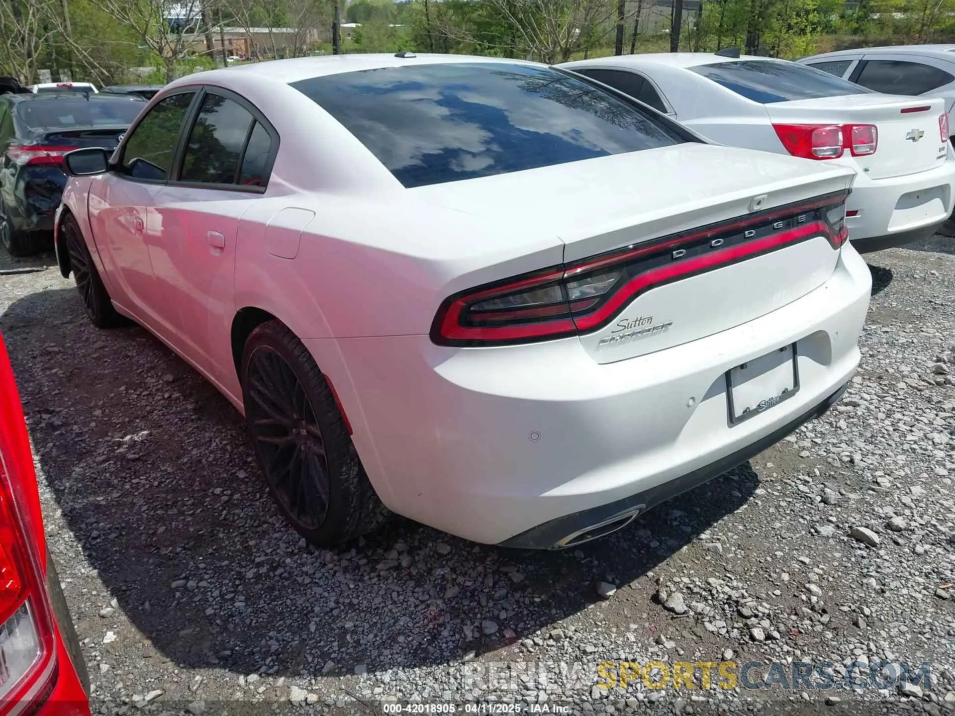 3 fotografías del automóvil dañado 2C3CDXBG6KH656808 DODGE CHARGER 2019
