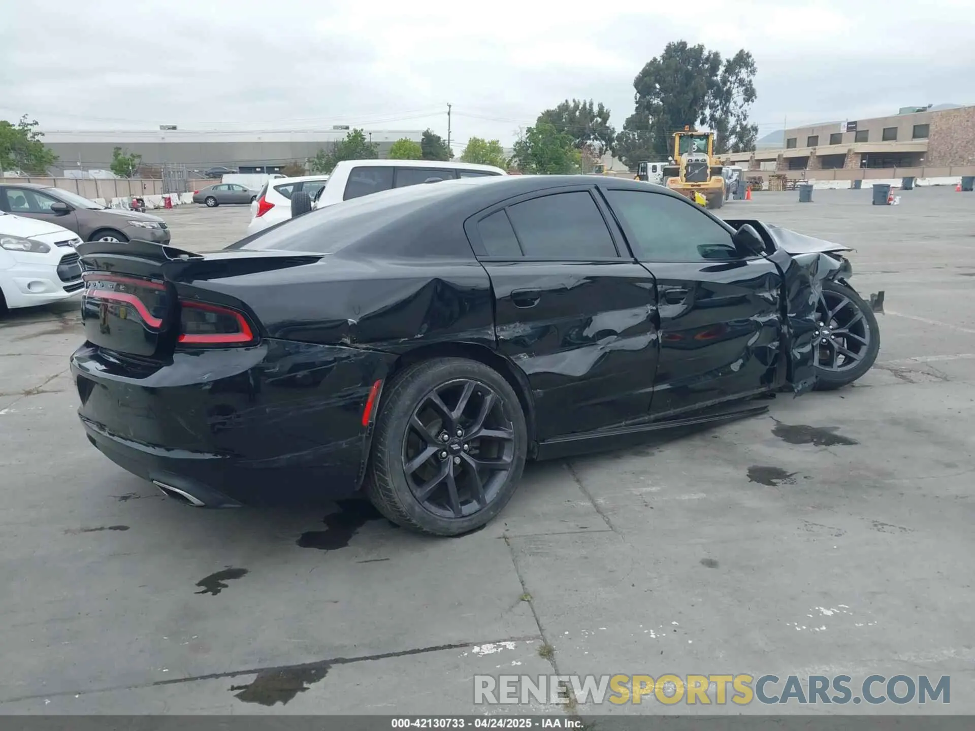 4 fotografías del automóvil dañado 2C3CDXBG6KH681711 DODGE CHARGER 2019