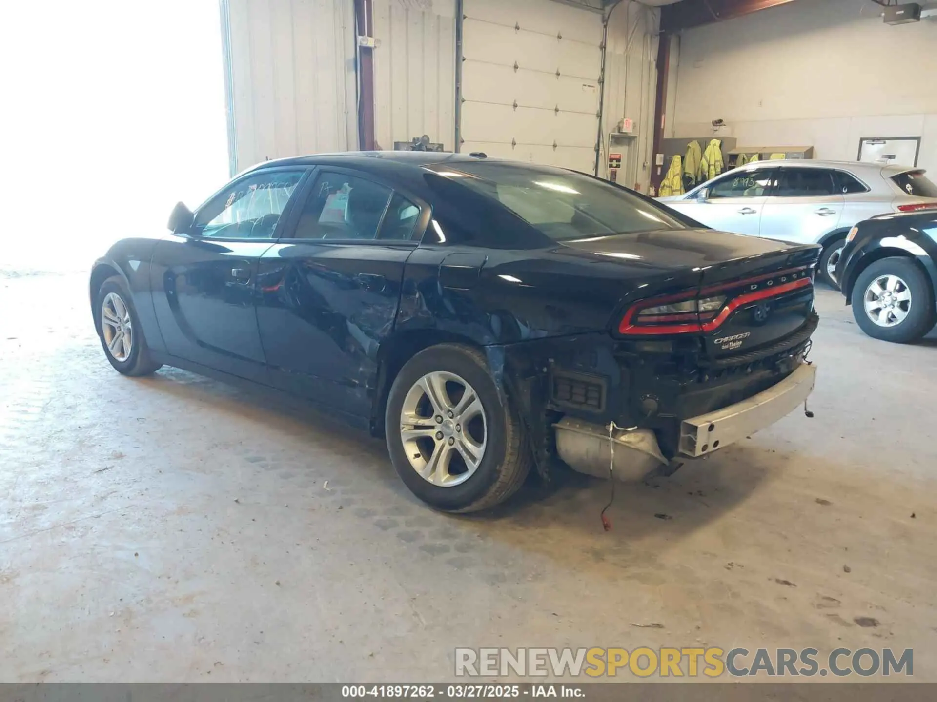 3 fotografías del automóvil dañado 2C3CDXBG6KH709250 DODGE CHARGER 2019