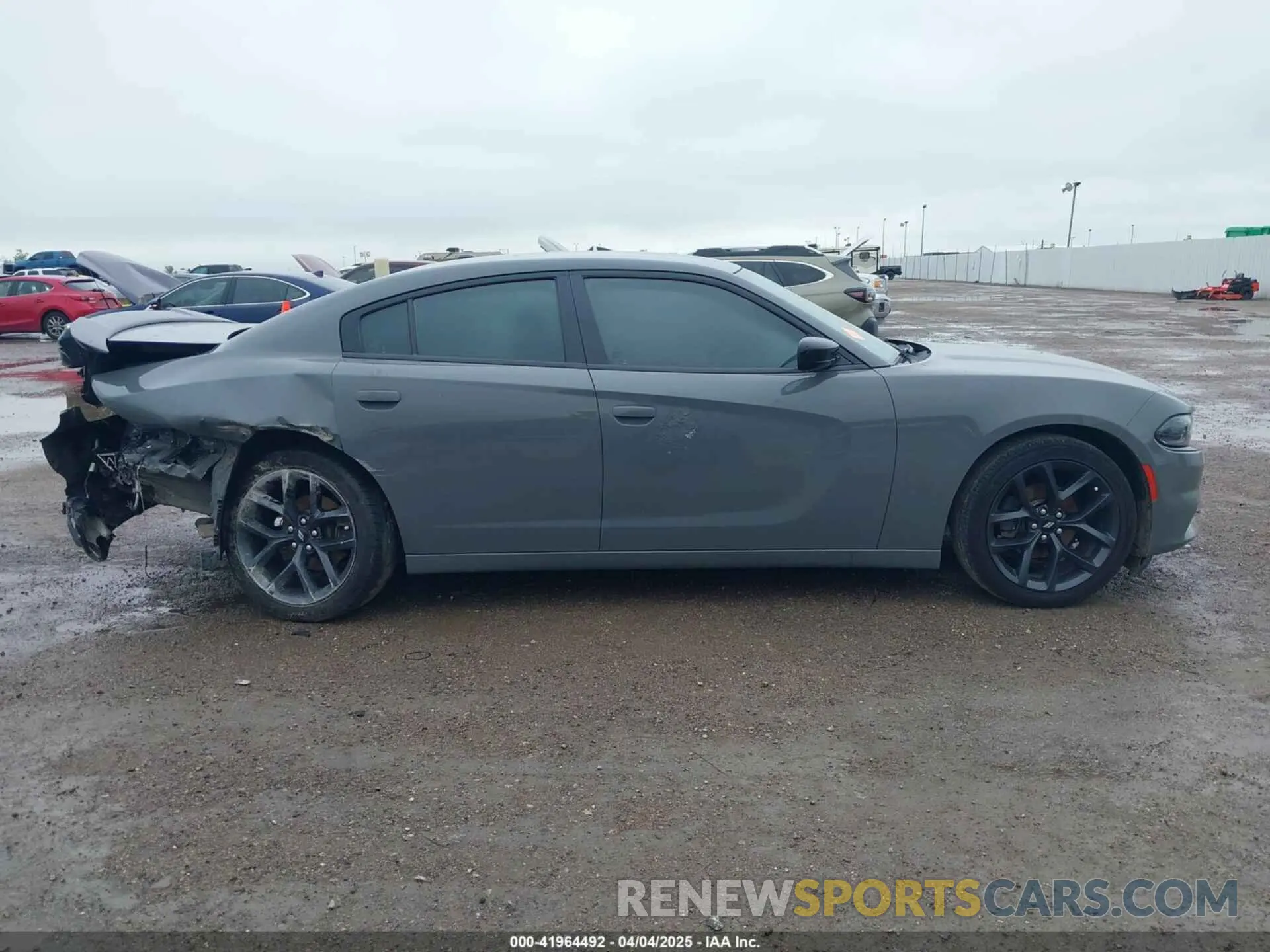 13 fotografías del automóvil dañado 2C3CDXBG7KH554272 DODGE CHARGER 2019