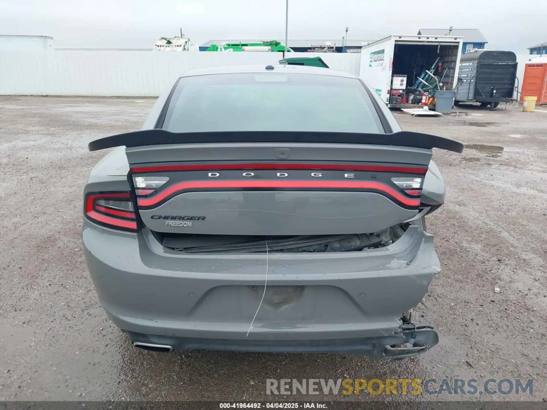 16 fotografías del automóvil dañado 2C3CDXBG7KH554272 DODGE CHARGER 2019