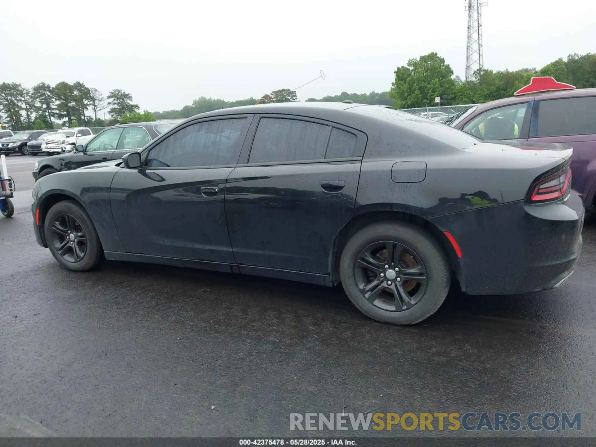 13 fotografías del automóvil dañado 2C3CDXBG7KH696444 DODGE CHARGER 2019