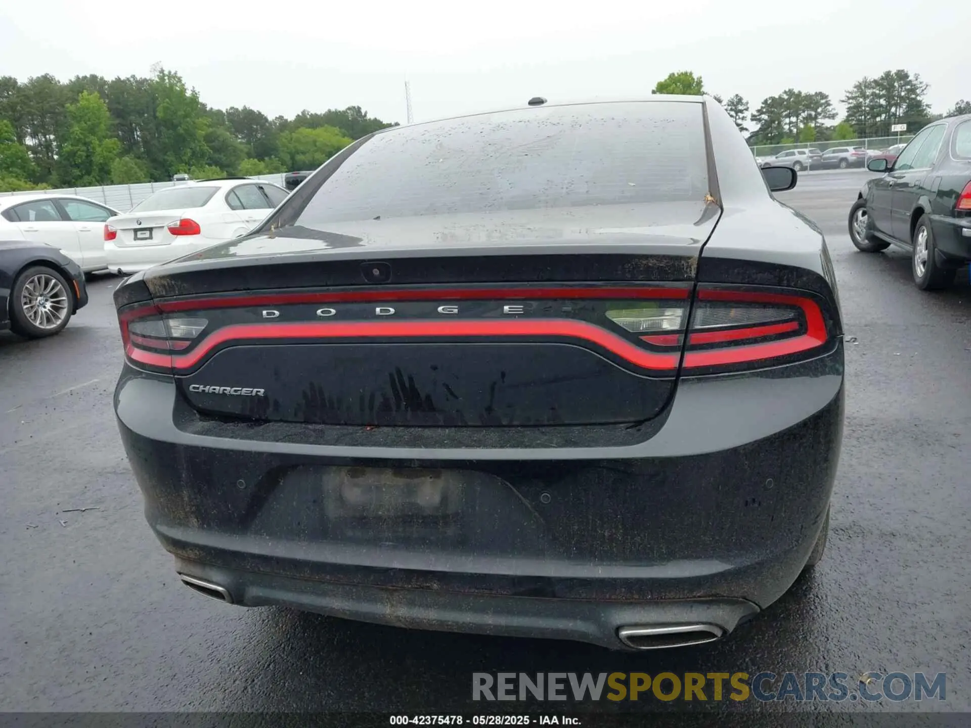 15 fotografías del automóvil dañado 2C3CDXBG7KH696444 DODGE CHARGER 2019