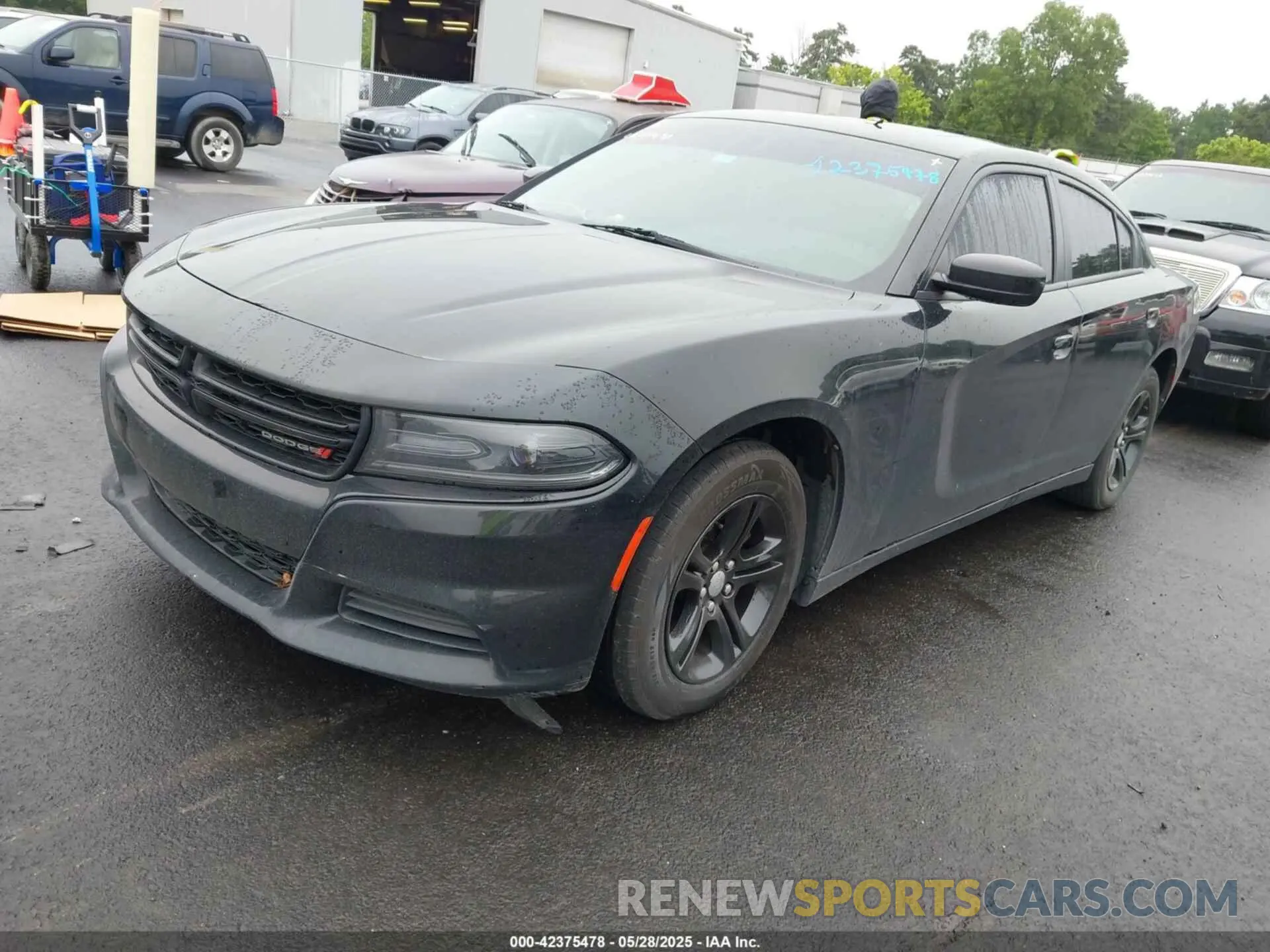 2 fotografías del automóvil dañado 2C3CDXBG7KH696444 DODGE CHARGER 2019