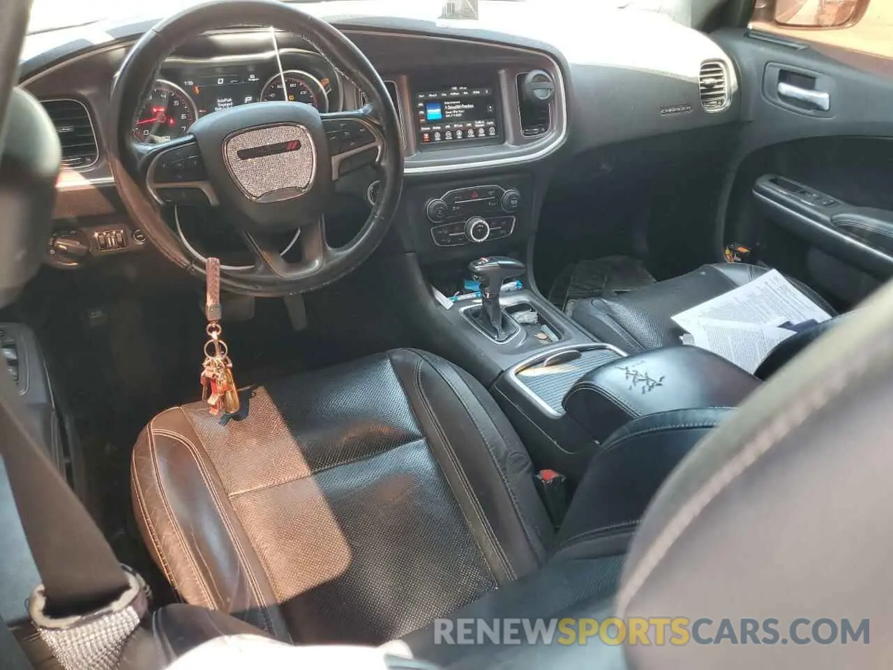 8 fotografías del automóvil dañado 2C3CDXBG7KH709466 DODGE CHARGER 2019