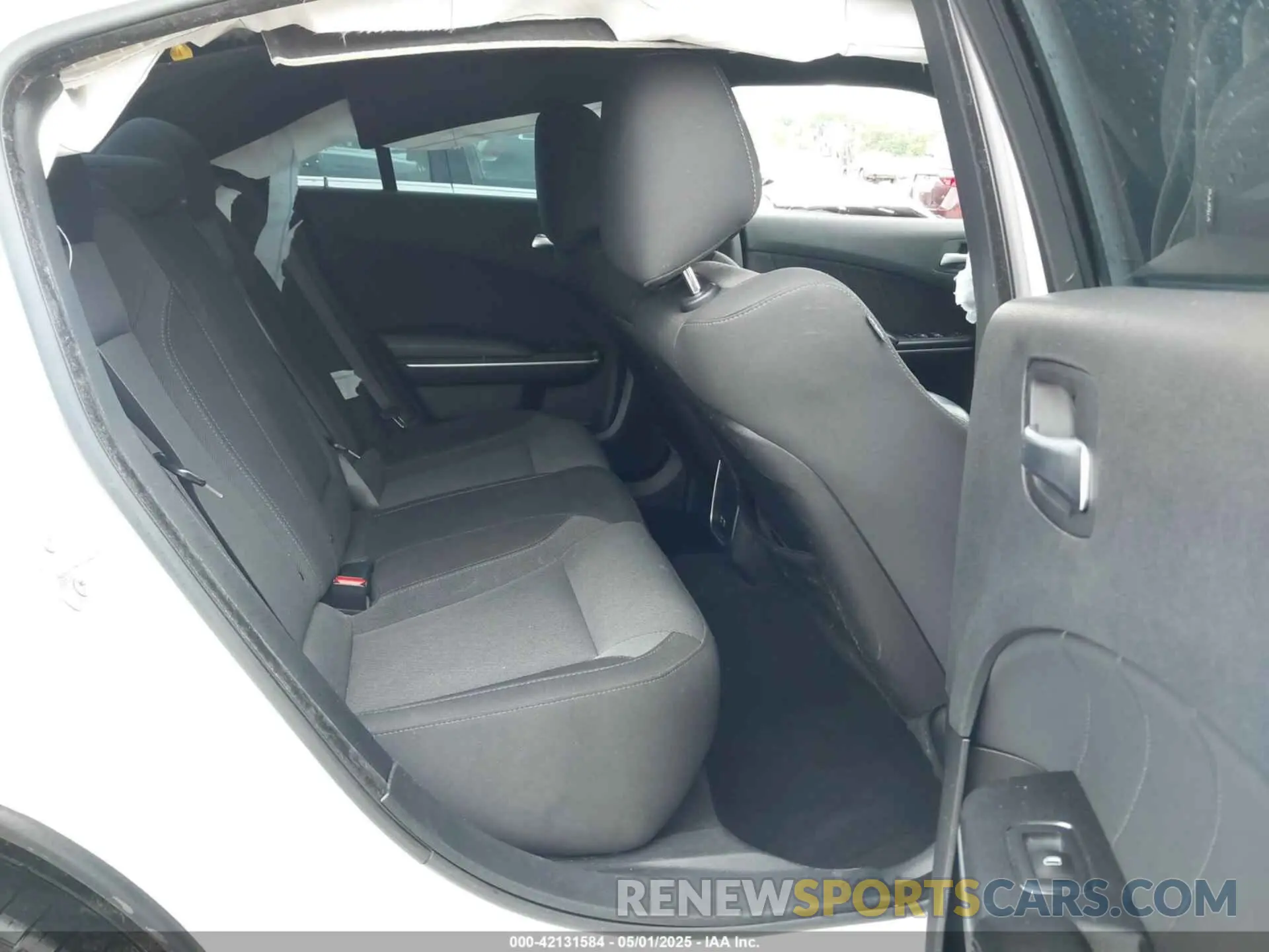 8 fotografías del automóvil dañado 2C3CDXBG7KH710181 DODGE CHARGER 2019