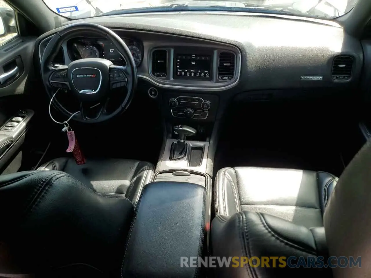 8 fotografías del automóvil dañado 2C3CDXBG7KH726199 DODGE CHARGER 2019