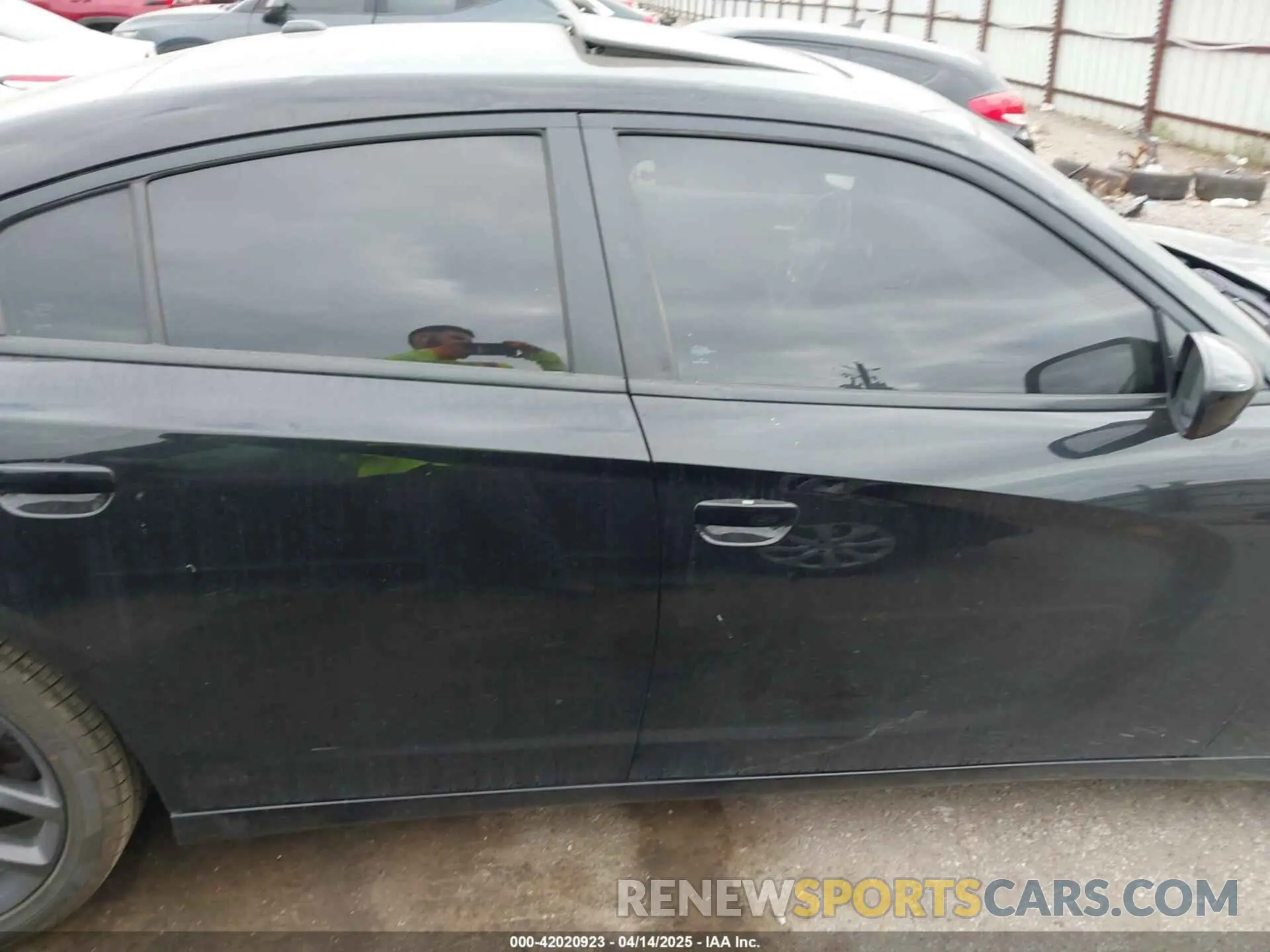 13 fotografías del automóvil dañado 2C3CDXBG8KH588172 DODGE CHARGER 2019