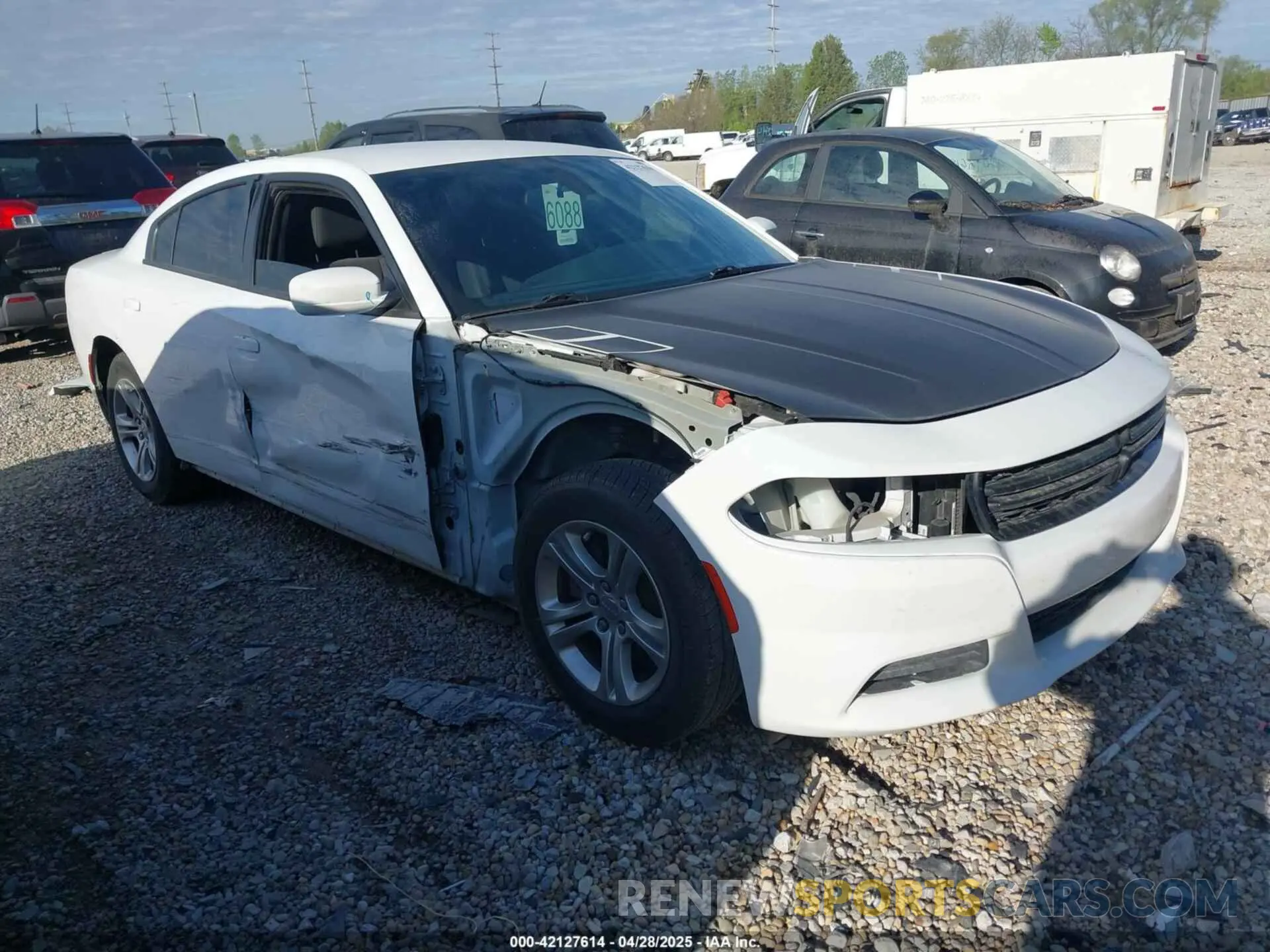1 fotografías del automóvil dañado 2C3CDXBG8KH628234 DODGE CHARGER 2019