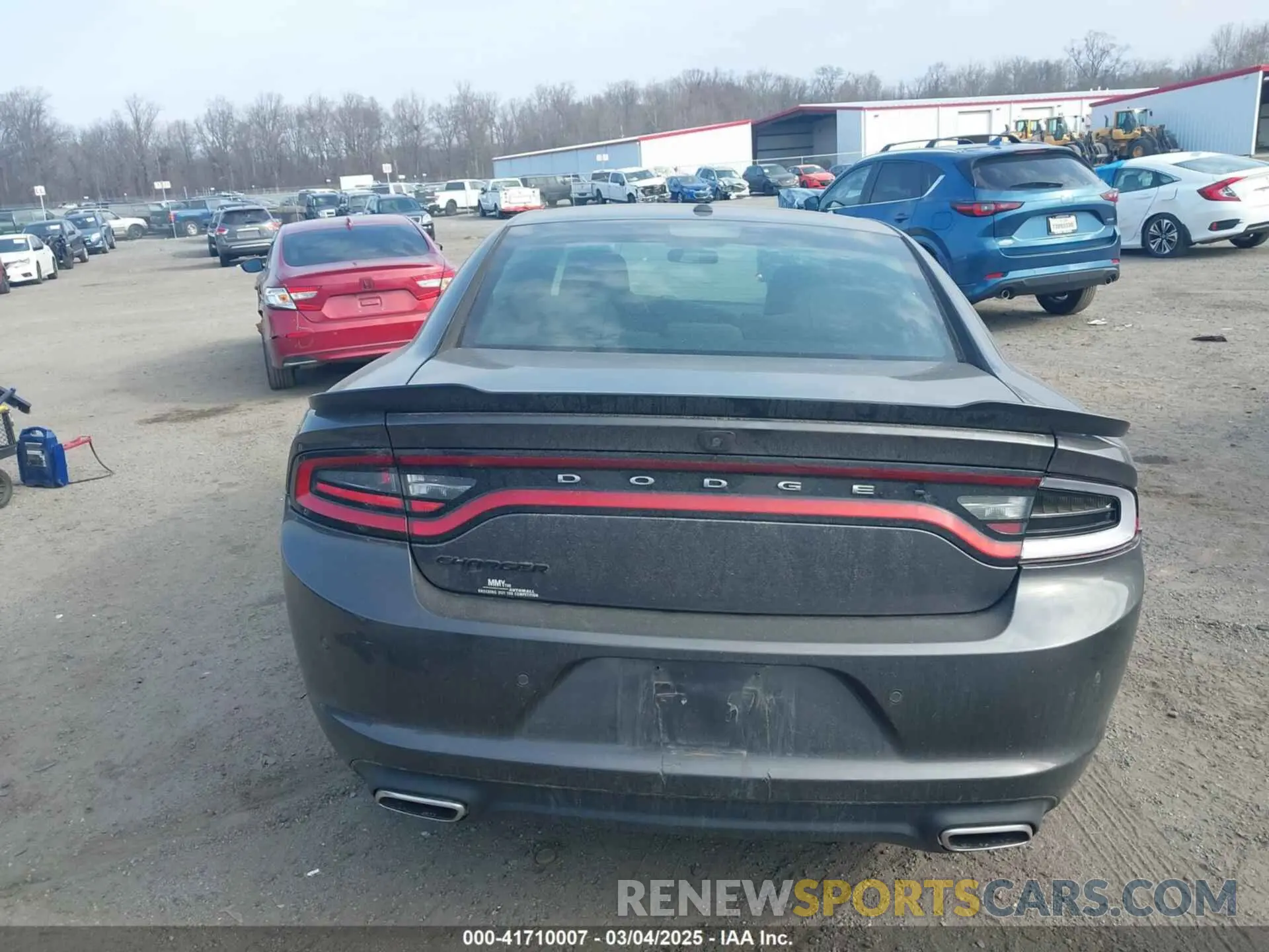 15 fotografías del automóvil dañado 2C3CDXBG8KH668202 DODGE CHARGER 2019