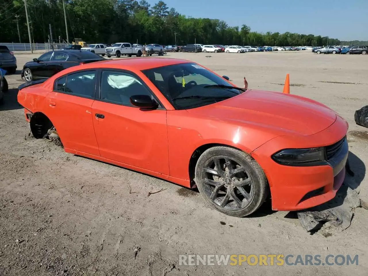 4 fotografías del automóvil dañado 2C3CDXBG8KH734795 DODGE CHARGER 2019
