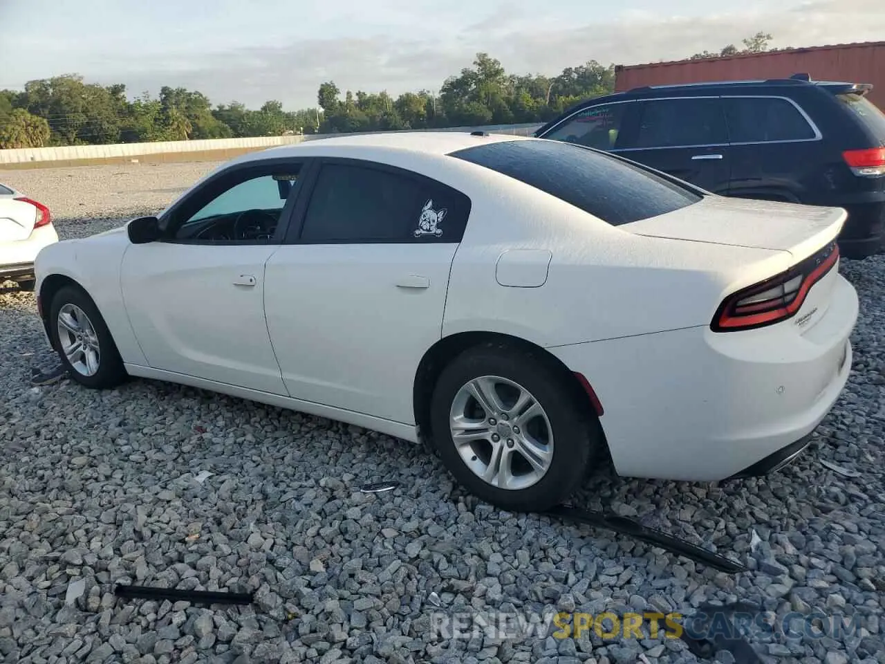 2 fotografías del automóvil dañado 2C3CDXBG8KH749409 DODGE CHARGER 2019