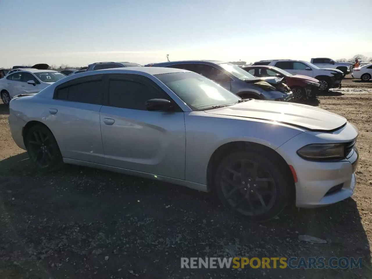 4 fotografías del automóvil dañado 2C3CDXBG9KH633510 DODGE CHARGER 2019