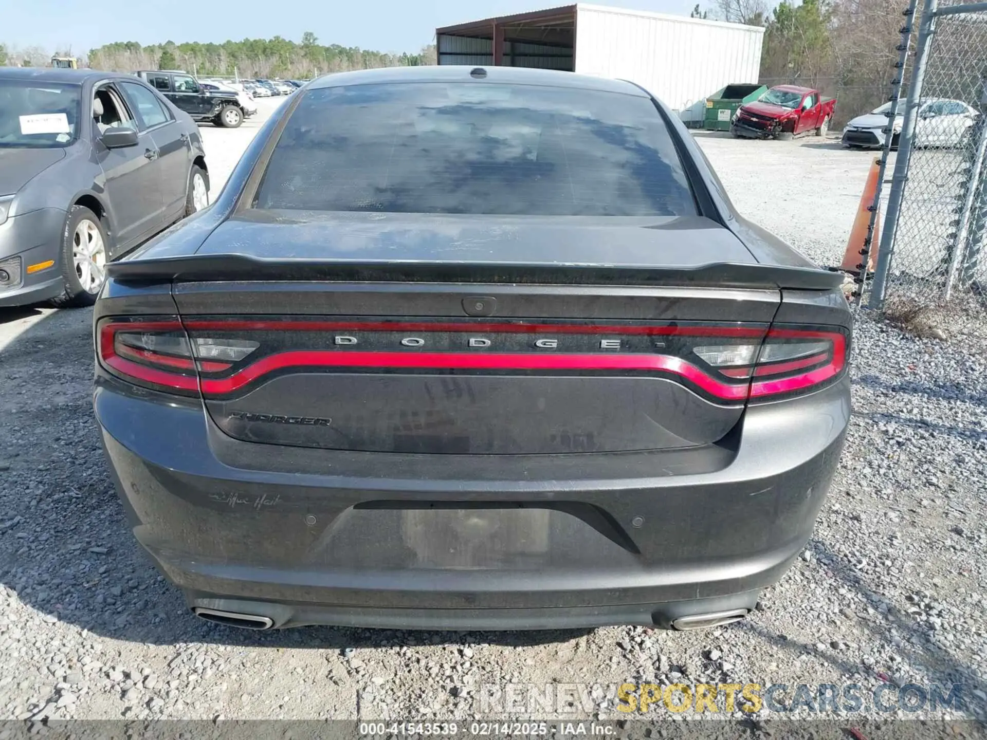 16 fotografías del automóvil dañado 2C3CDXBG9KH715186 DODGE CHARGER 2019