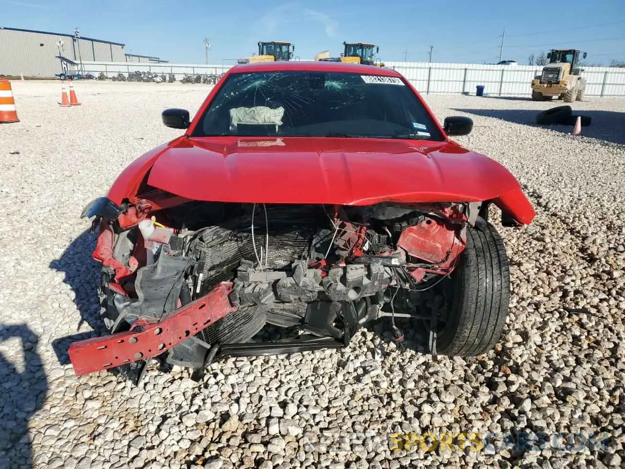 5 fotografías del automóvil dañado 2C3CDXBGXKH504983 DODGE CHARGER 2019
