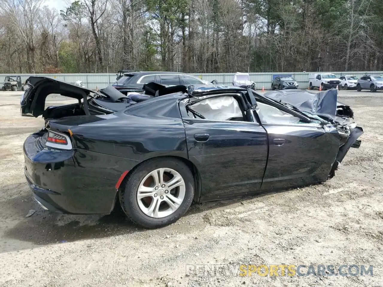 3 fotografías del automóvil dañado 2C3CDXBGXKH522576 DODGE CHARGER 2019